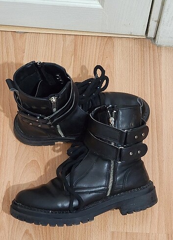 Siyah postal siyah bot - Görsel 9