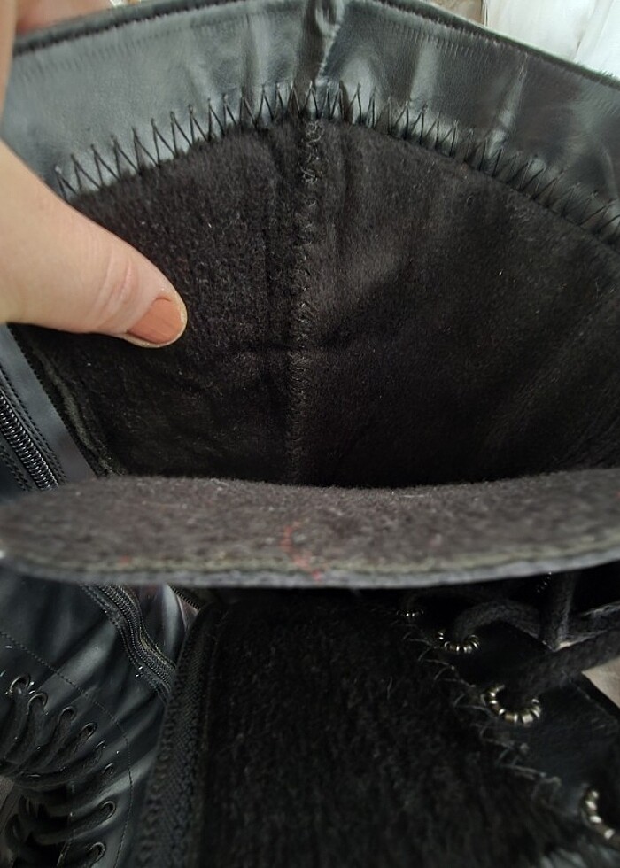 Siyah postal bot - Görsel 5