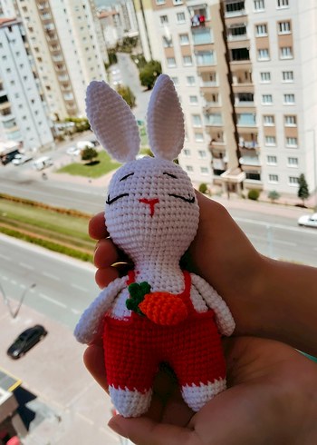 Fisher Price Renkli Örgü Tavşan Peluş Oyuncak