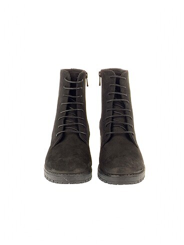 39 Beden PreLoved Bot %70 İndirimli.