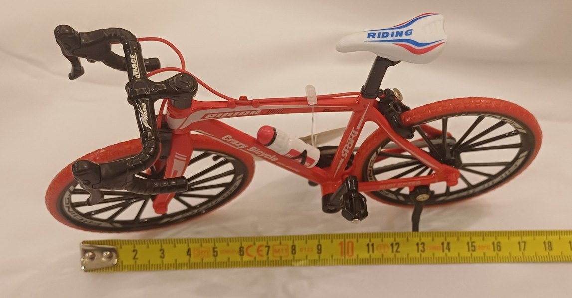 KIRMIZI BİSİKLET - Görsel 2