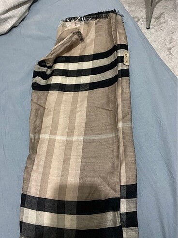 Burberry şal