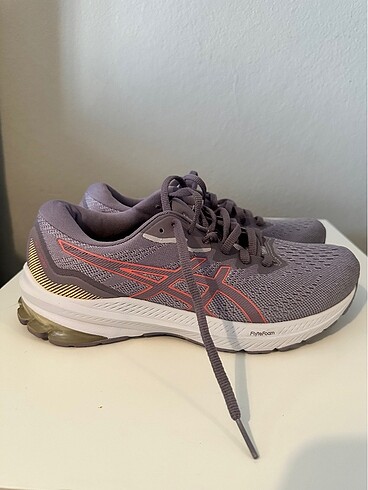 40 Beden Asics Spor Ayakkabı