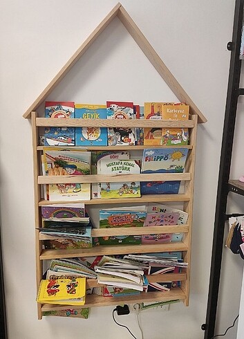 MONTESSORİ KİTAPLIK 