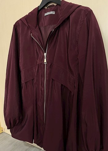 Zara Bordo Midi Kadın Kapüşonlu Yağmurluk