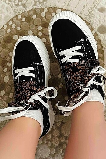 Bershka spor ayakkabı