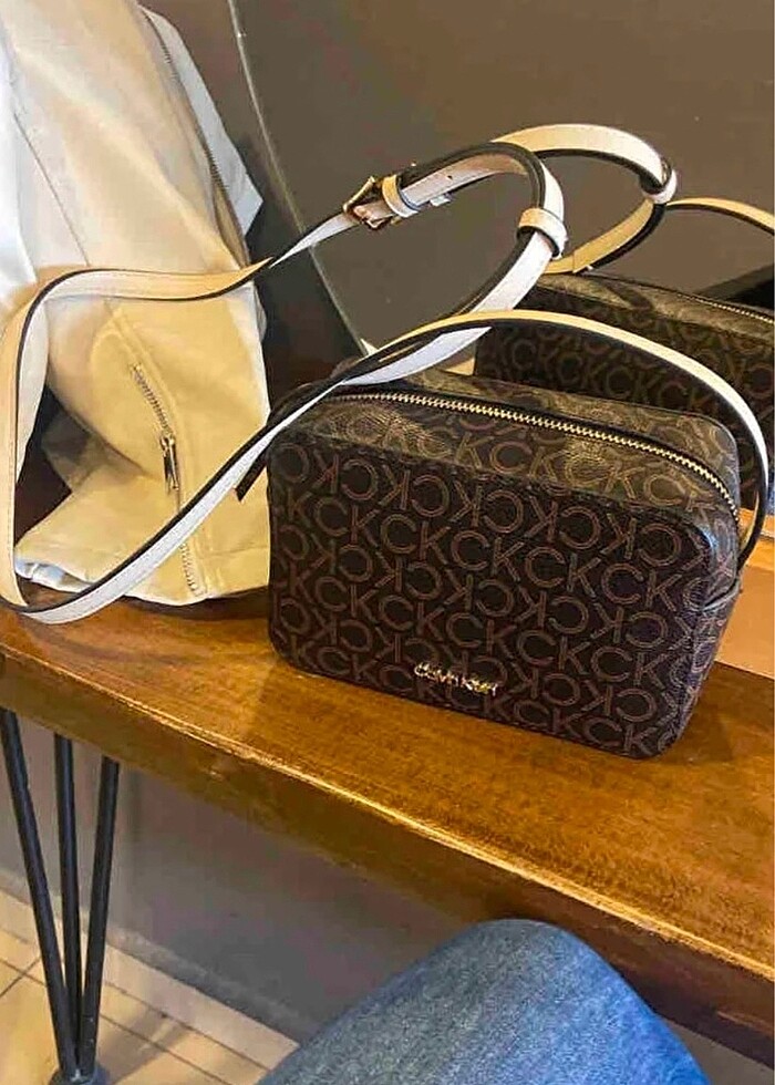 Calvin klein orijinal çanta - Görsel 4