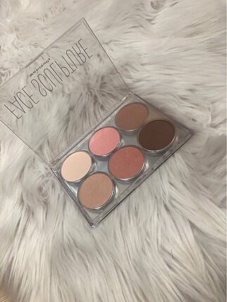 H&m highlighter