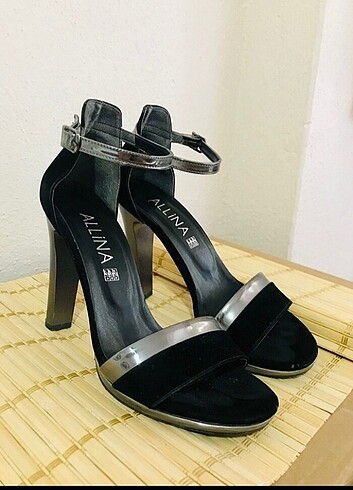 Zara Topuklu ayakkabi