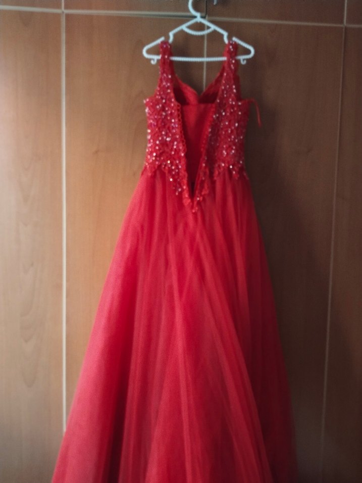 Klasik Şıklıkta Kırmızı Uzun Abiye Elbise - Görsel 2
