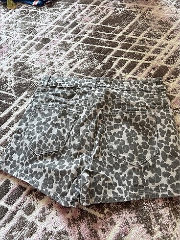 Koton Kids Gri leopar desen şort