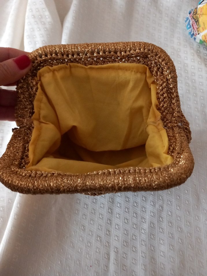 Örgü Altın Kadın Portföy Çanta - Görsel 4