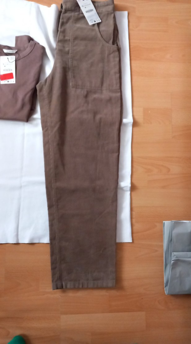 Açık kahve Kadın kadife Rahat Kesim Pantolon ve body - Görsel 4