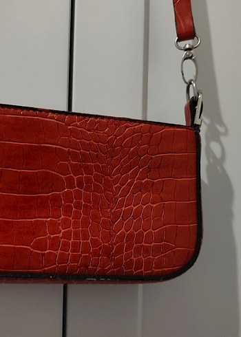 Kırmızı Deri Yılan Desenli Kadın Çanta - Görsel 7