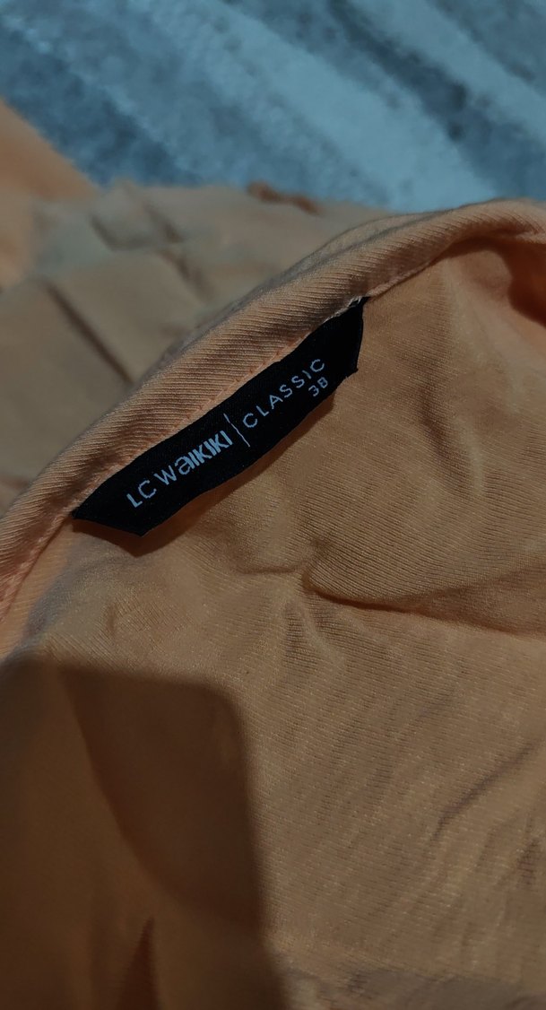 Bej Uzun Kollu Keten Kadın Gömlek - Görsel 3