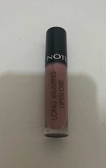 Beden Note lip gloss