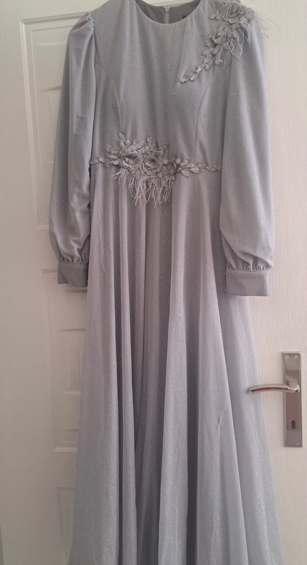 Gri Nakışlı Uzun Kollu Kadın Abiye Elbise - Görsel 2