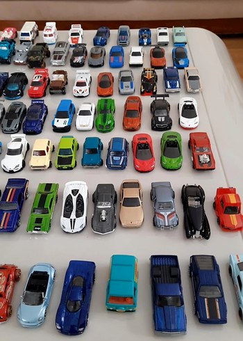 Beden Renk Çok Renkli Oyuncak Araba Seti hotwheels