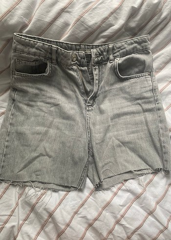 Gri Mini Denim Şort