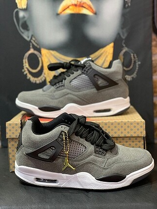 Nikeee