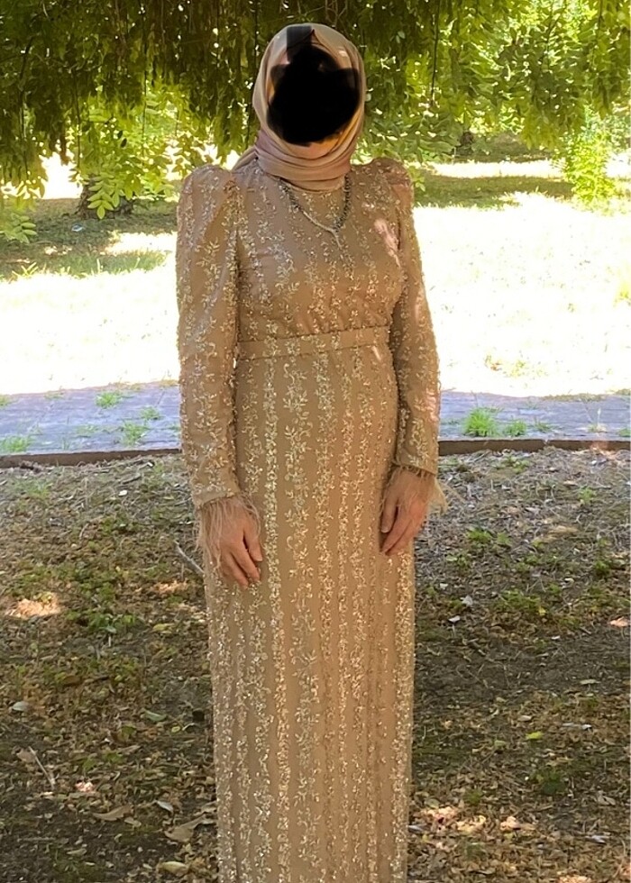 Abiye elbise 40 beden ancak kalıbı dar 38 olur - Görsel 2