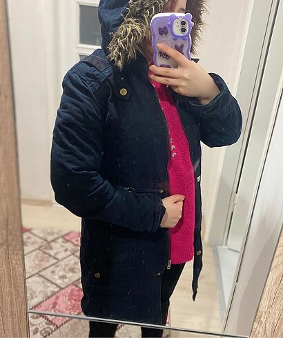 m Beden Kapişonlu Mont (M)