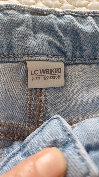 LC Waikiki Kız çocuk kot şort