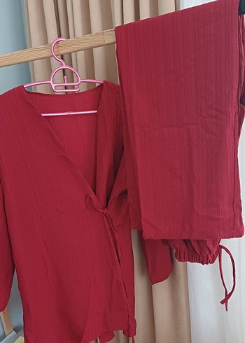 38 Beden çilek kimono takımı