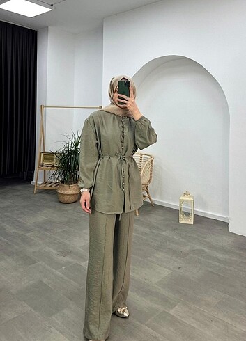 Zara Manuka düğmeli haki takım
