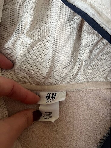 xs Beden beyaz Renk H&M sveet pelıuş