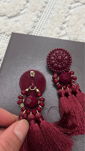 H&M Püsküllü küpe