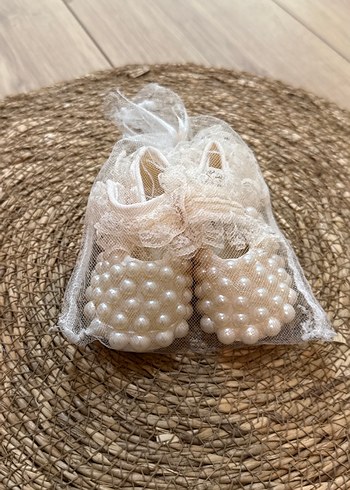 Kız Çocuk Beyaz inci İşlemeli Özel Ayakkabı - Görsel 3