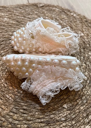 Kız Çocuk Beyaz inci İşlemeli Özel Ayakkabı - Görsel 6