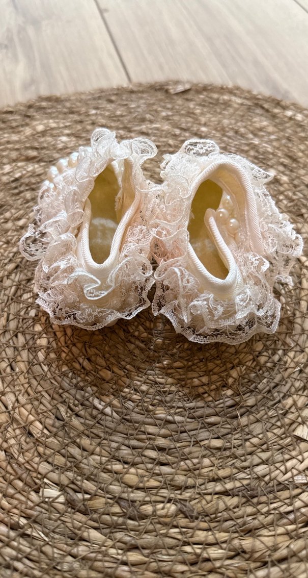 Kız Çocuk Beyaz inci İşlemeli Özel Ayakkabı - Görsel 5