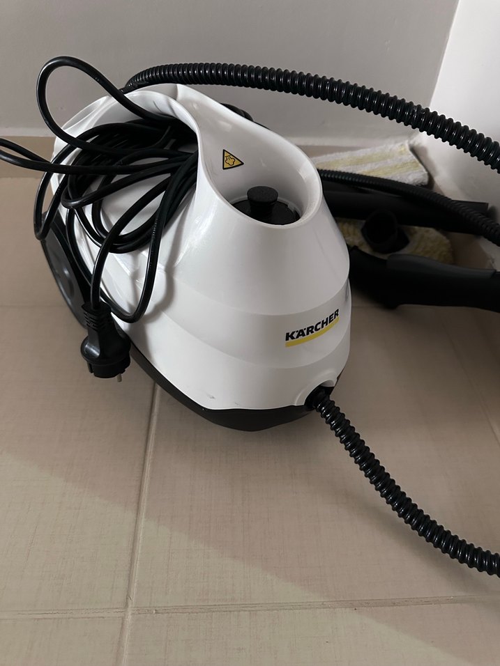 Beyaz Karcher Elektrikli Süpürge - Görsel 5
