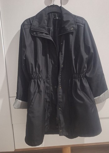 Düğmeli Siyah Midi Boy Kadın Yağmurluk - Görsel 2