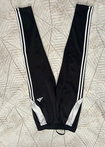 s Beden Adidas eşofman altı
