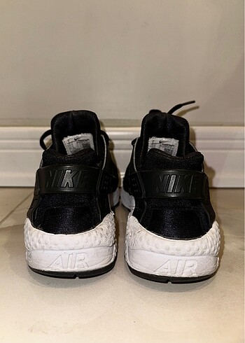 38 Beden Nike Air Huarache spor ayakkabı