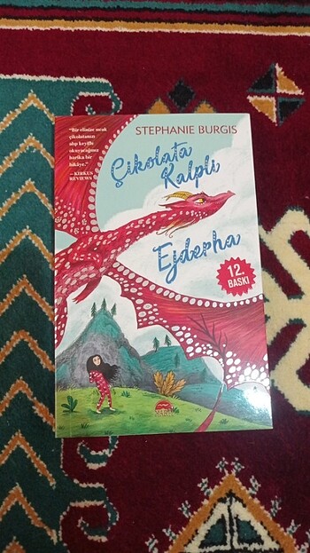 Çikolata Kalpli Ejderha - Stephanie Burgis