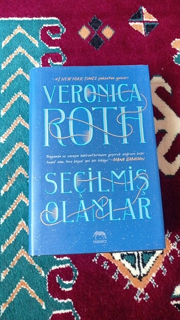 Seçilmiş Olanlar - Veronica Roth (Ciltli)