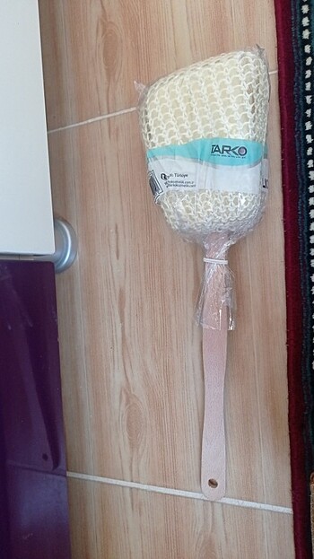 Ahşap saplı banyo süngeri 