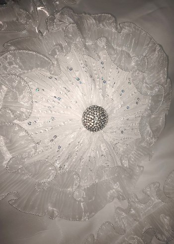 İşlemeli Beyaz saten Yatak Örtüsü - Görsel 3