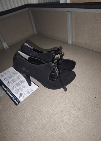 Kadın Siyah Bağcıklı Stiletto Topuklu Ayakkabı - Görsel 3