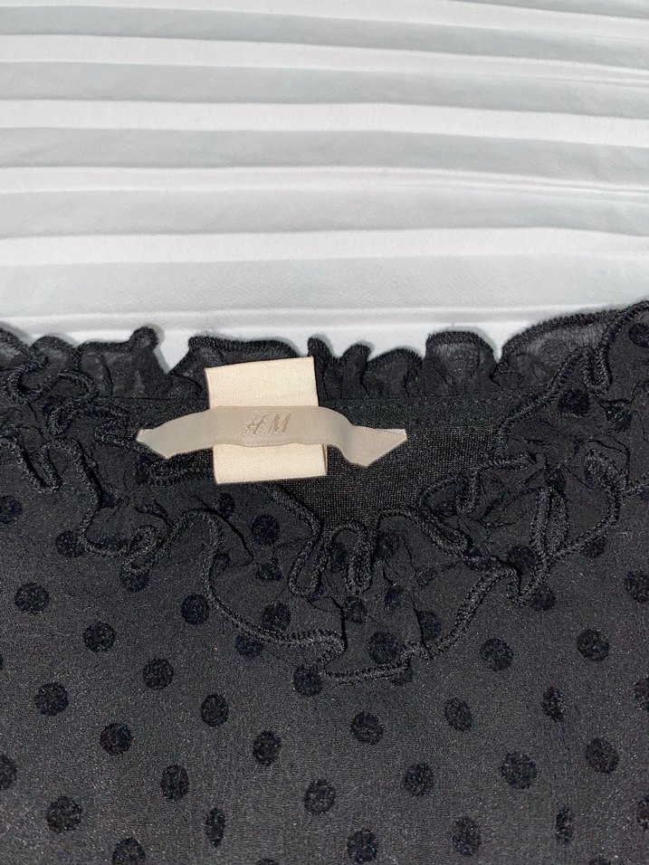 Siyah Puantiyeli Volanlı Crop Top - Görsel 5