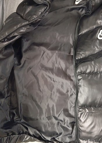 Nike Siyah Şişme Yelek - Görsel 4