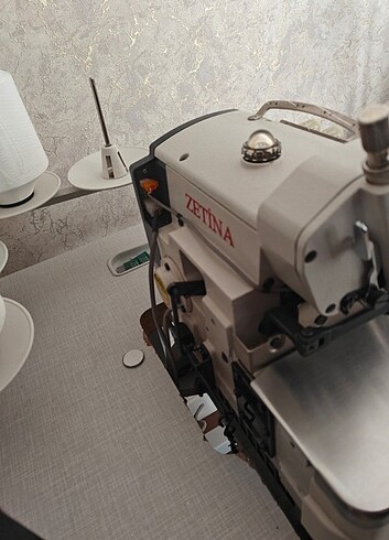 Zetina model overlok makinesi