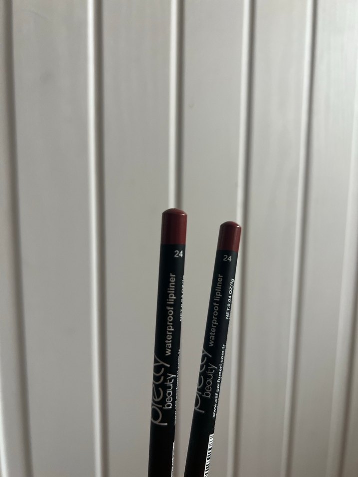 Bordo Suya Dayanıklı Dudak Kalemi - Görsel 5