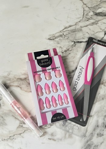 Yapışkanlı Tırnak Seti - Görsel 2