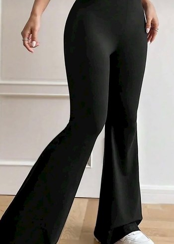 Zara Siyah Kadın Midi İspanyol Paça Pantolon