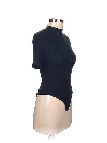 H&M H&M Bluz %70 İndirimli.